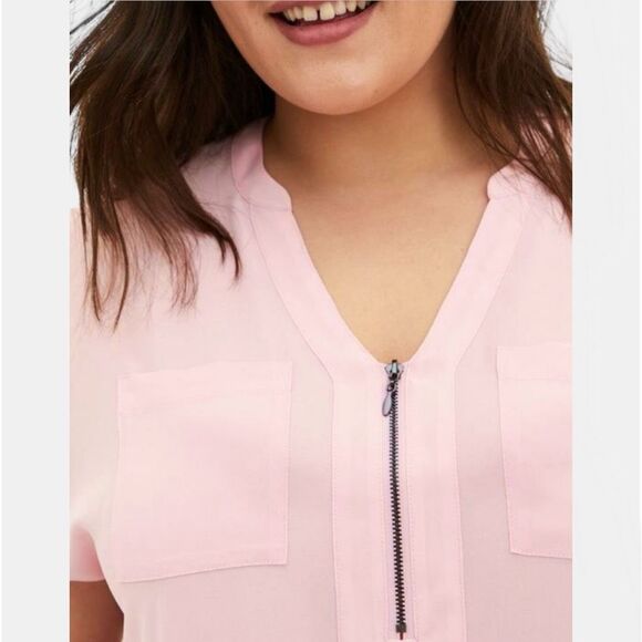 Torrid Pink Dolman Sleeve 1/4 Zip Georgette Blouse Sz 1X - Picture 2 of 14